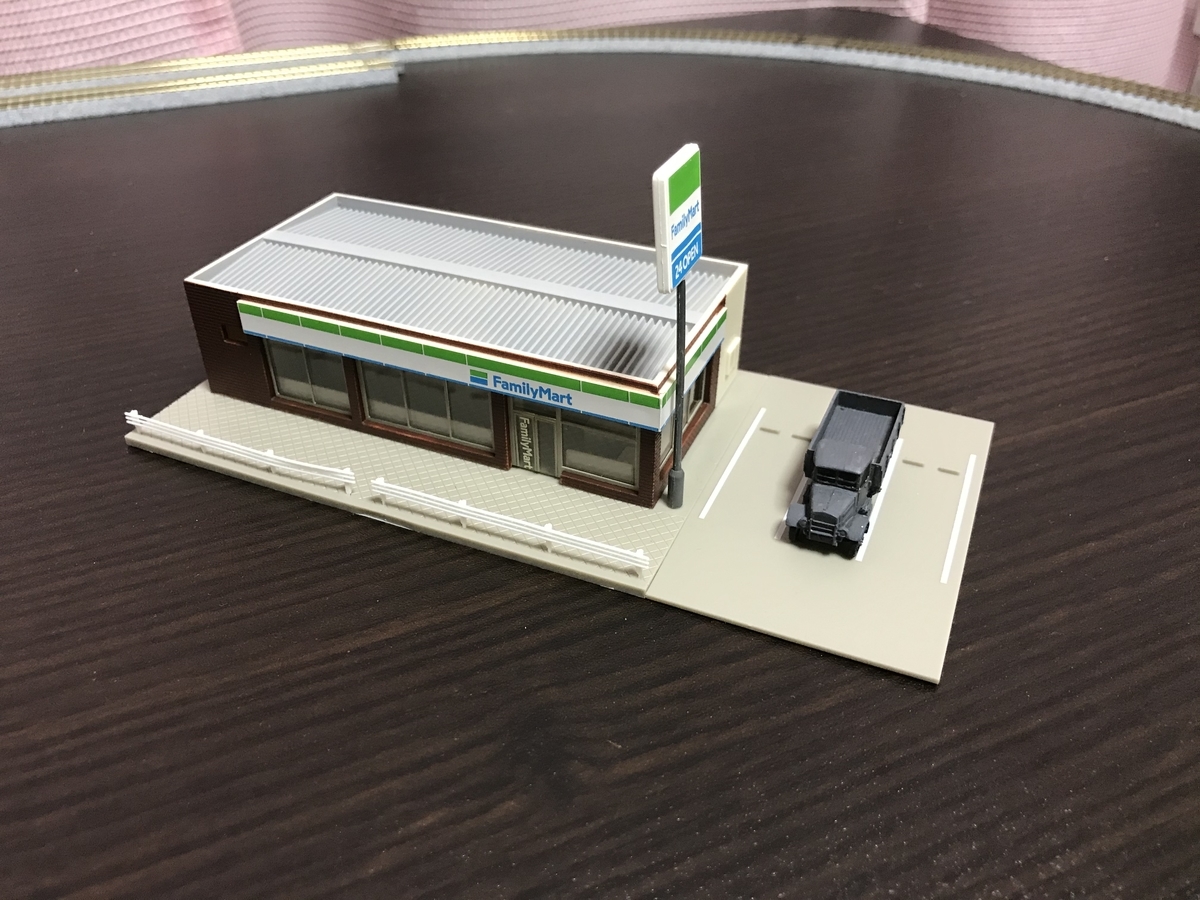Nゲージ コンビニの電飾化とジオラマ制作1 - 超電研日誌
