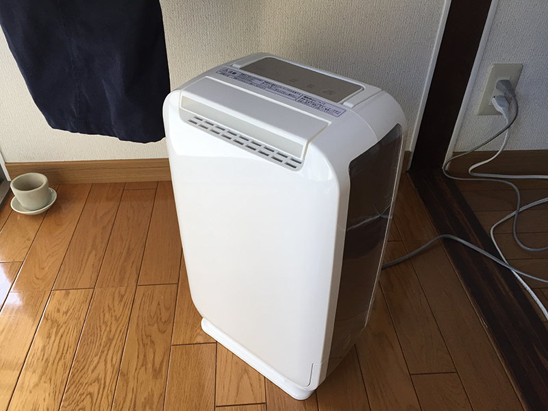 この時期にまさかの除湿機購入 マメナカネ