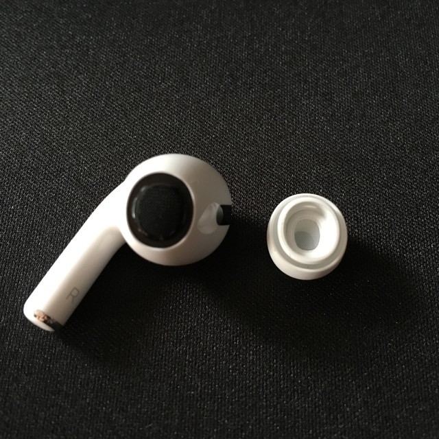 f:id:ruko036:20191031095951j:plain AirPods Pro イヤーチップ