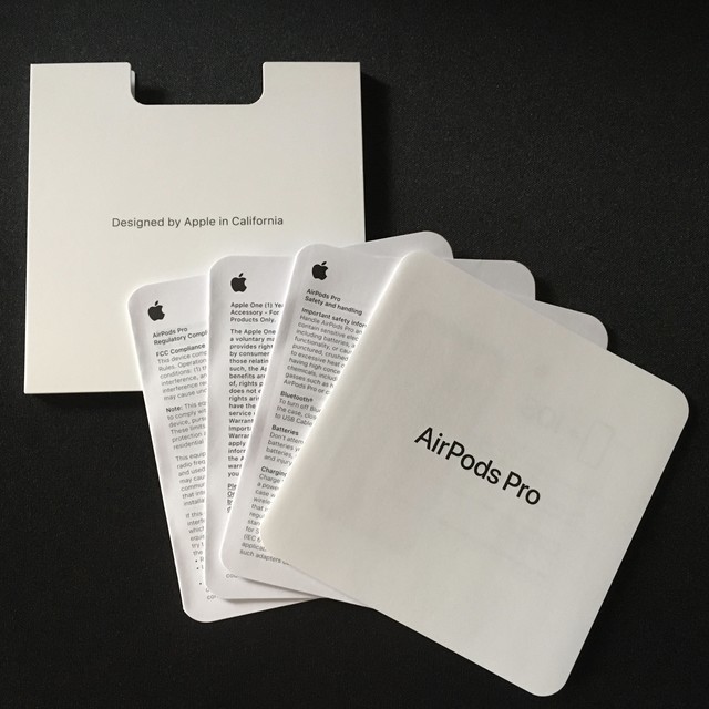 f:id:ruko036:20191031100111j:plain AirPods Pro 付属品