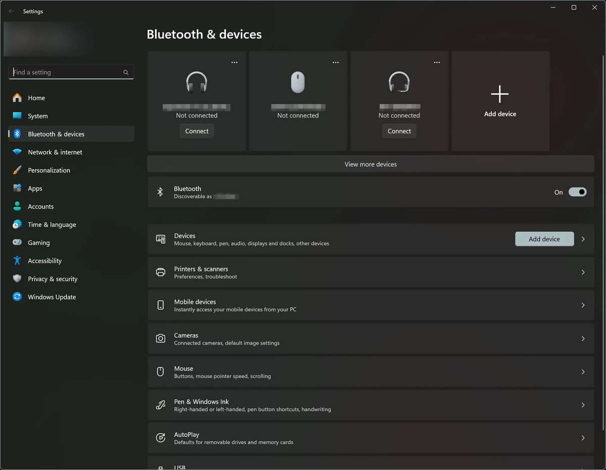 「設定」アプリの「Bluetoothとデバイス」の画面のスクリーンショット。消えてしまっていた画面上部の接続済みのデバイスの表示が復活している