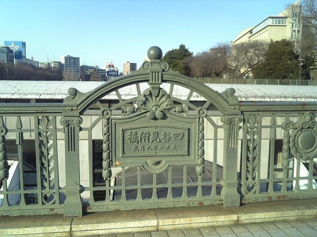 f:id:rvt-aa:20090406001627j:image:w200