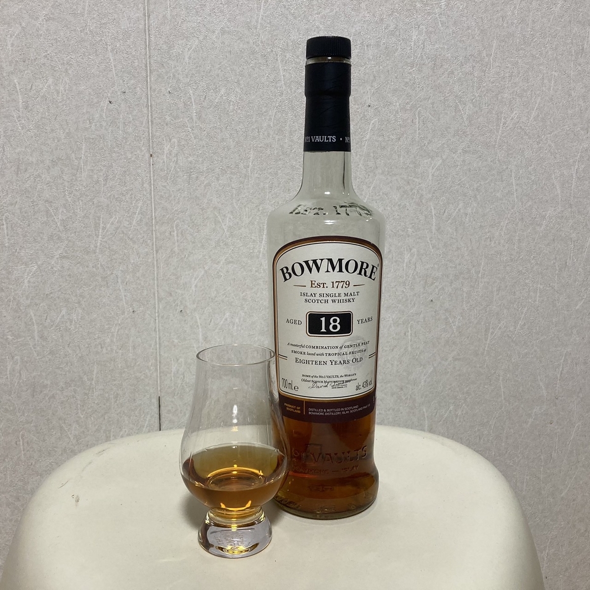 アイラの美酒】ボウモア18年 - りゃまがたのウイスキーノート