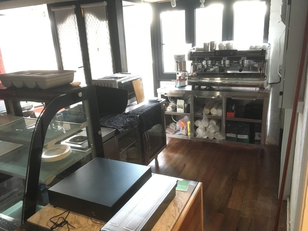 f:id:ryo-cafe:20180712192445j:plain f:id:ryo-cafe:20180712192445j:plain
