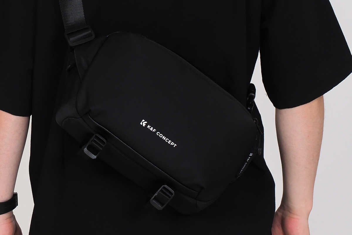 K&amp;F CONCEPT 12Lカメラバッグのスタイリッシュな製品写真