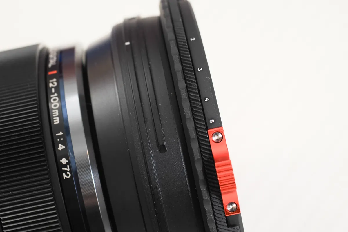 K&F CONCEPT一体型フィルターをレンズに装着