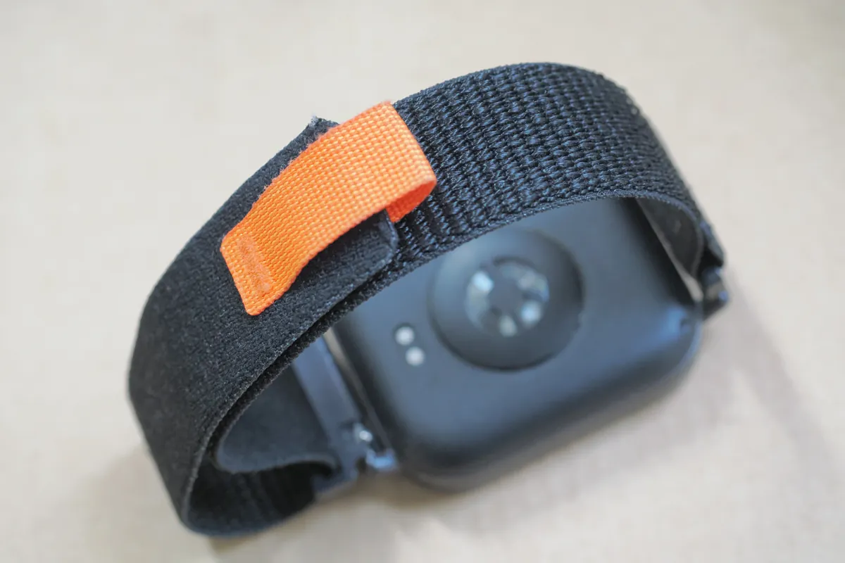 Redmi Watch 5 Activeで汎用のバンドに交換した写真