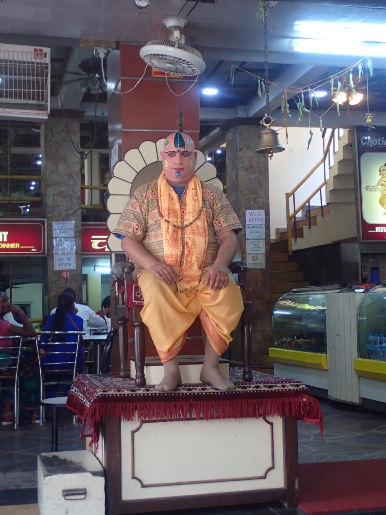 f:id:ryo-saya:20170818020245j:plain f:id:ryo-saya:20170818020245j:plain