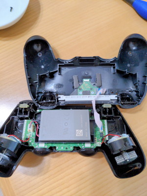 Ps4コントローラーの分解掃除 前編 俺パソセニョリータ Ps4コントローラーの分解掃除 前編 俺パソセニョリータ