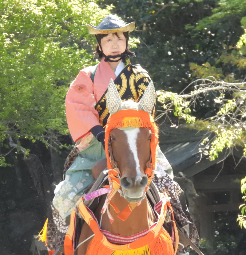 やぶさめ・スポーツ鏑流馬！ - 南部鉄器マンの営業日記-2