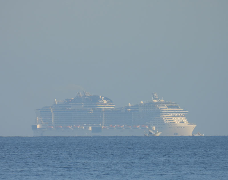 クルーズ船 MSC BELLISSIMA 171,598トン MSC ベリッシマ号 - 南部鉄器