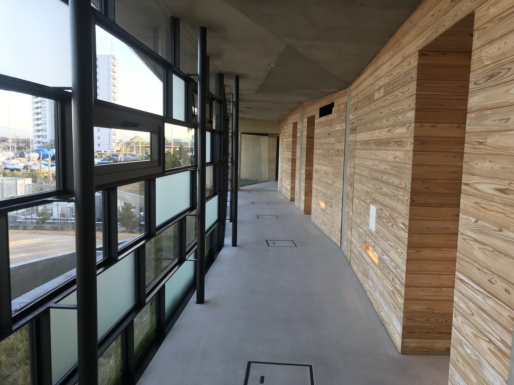 セトレの館内廊下