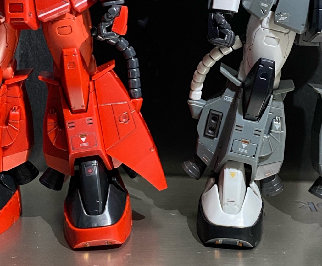 比較】RG高機動型ザクⅡ(R-1AとR-2)の違いを比べてみた - りゅう
