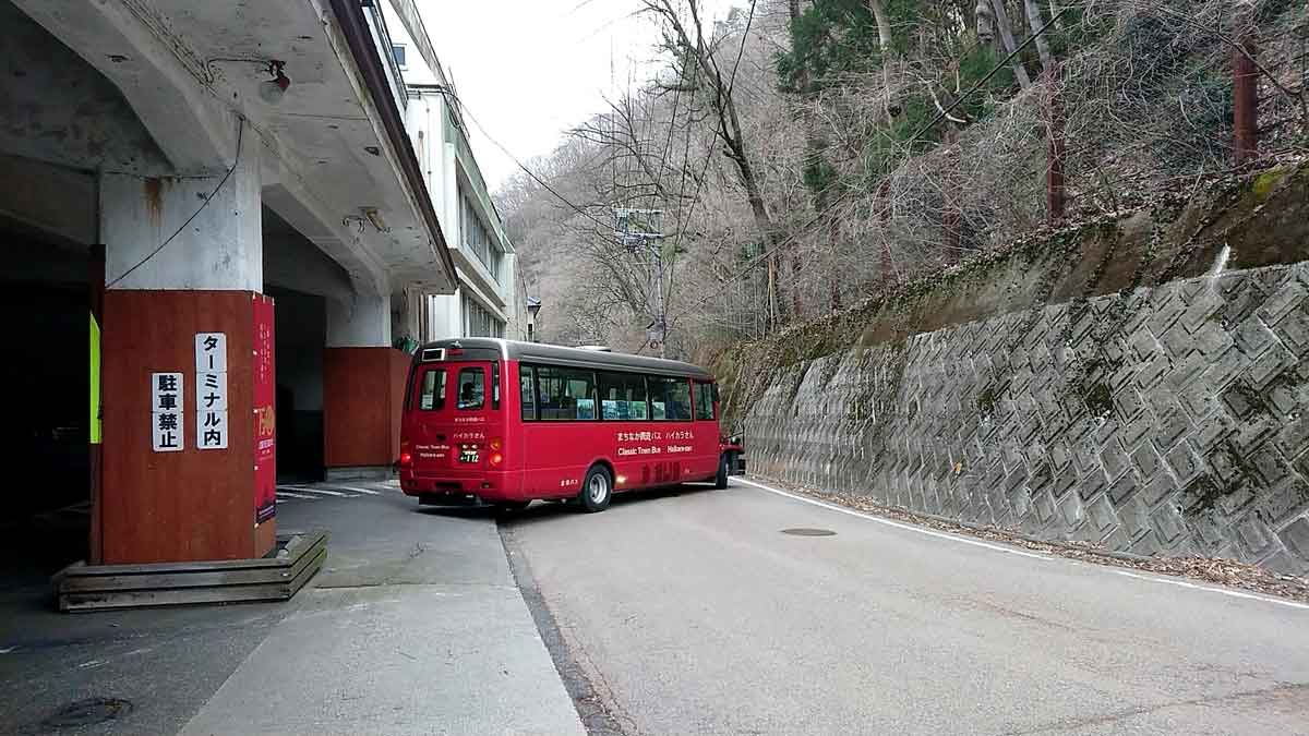 旅行記 ノラと会津と国鉄車両 03 02 05 駅メモ夜行バス睡眠部
