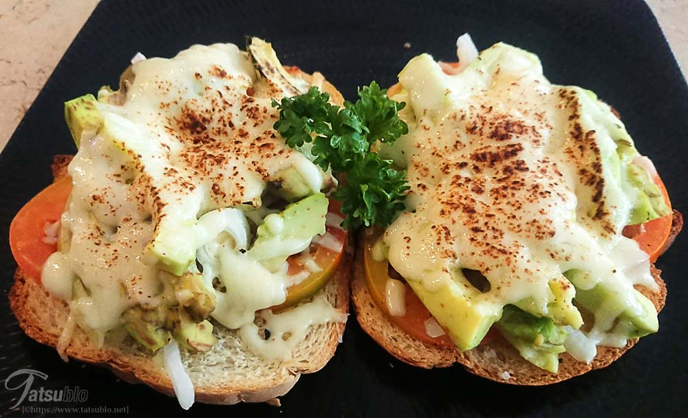 アボガドトースト