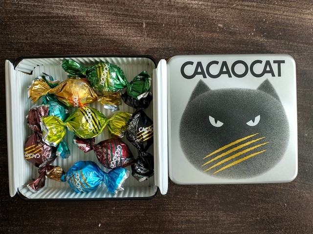 CACAOCAT缶 8個入り SILVER