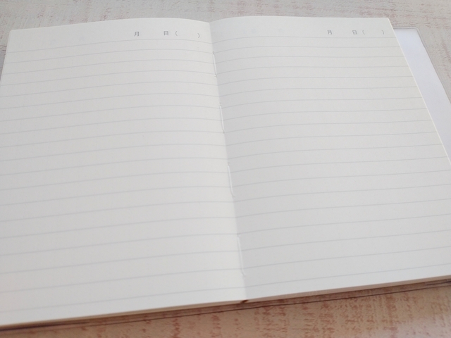 無印良品 上質紙１日１ページノート 文庫本サイズ