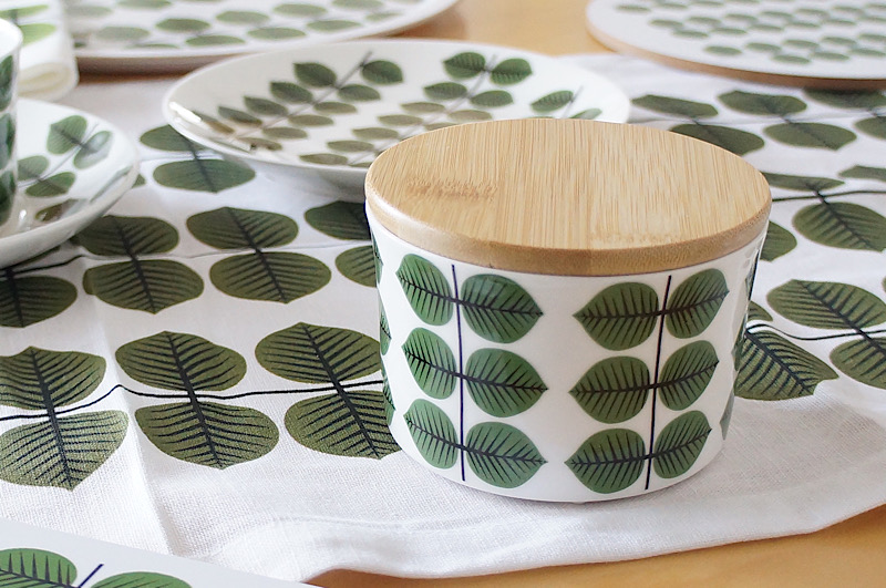 グスタフスベリ ベルサ 木蓋つきキャニスター』入荷しました