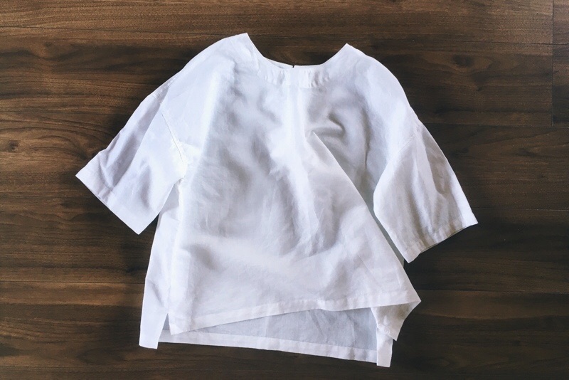 似合わない服 再び 佐藤かなさん ポケット付き白いtシャツ を作ったのですが 手芸のスギサク