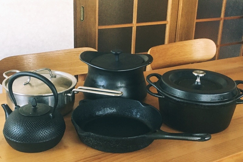 キッチン小物の定番、鍋敷きにもなる丸い鍋つかみ - 手芸のスギサク キッチン小物の定番、鍋敷きにもなる丸い鍋つかみ - 手芸のスギサク