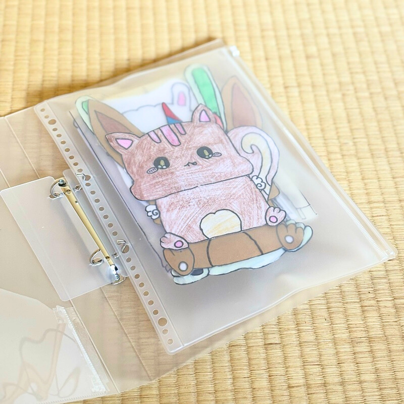無印良品EVAケースにお絵かき作品収納
