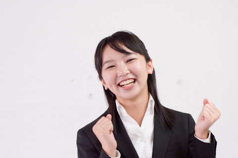 喜んでいる女の写真