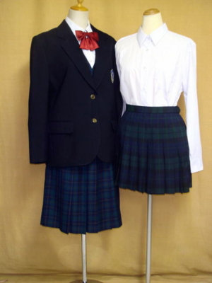 １１月２８日 クラーク記念国際高等学校の制服情報です 制服図鑑の更新日記