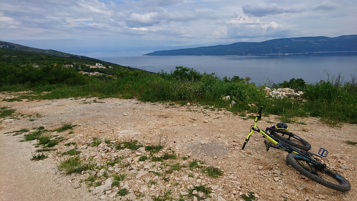 f:id:s06075:20190604043602j:plain