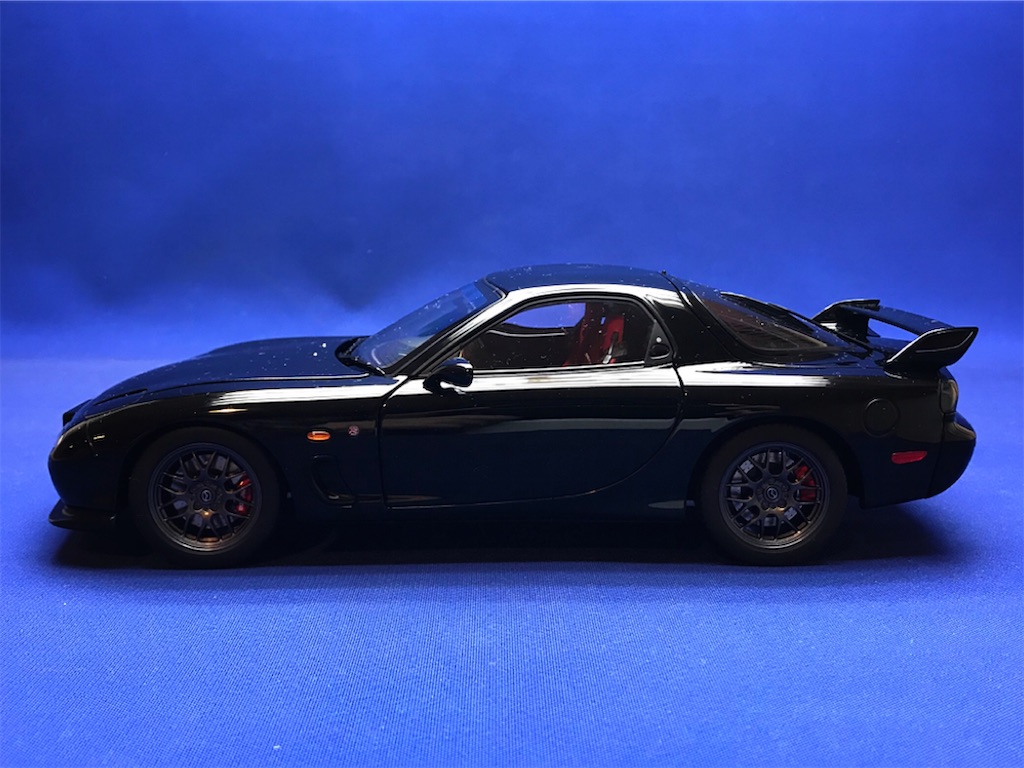 オートアート　Mazda RX-7 (FD) Spirit R Type A 1/18 AUTOart MAZDA RX7 RX-7 (FD) SPIRIT R TYPE A (Innocent