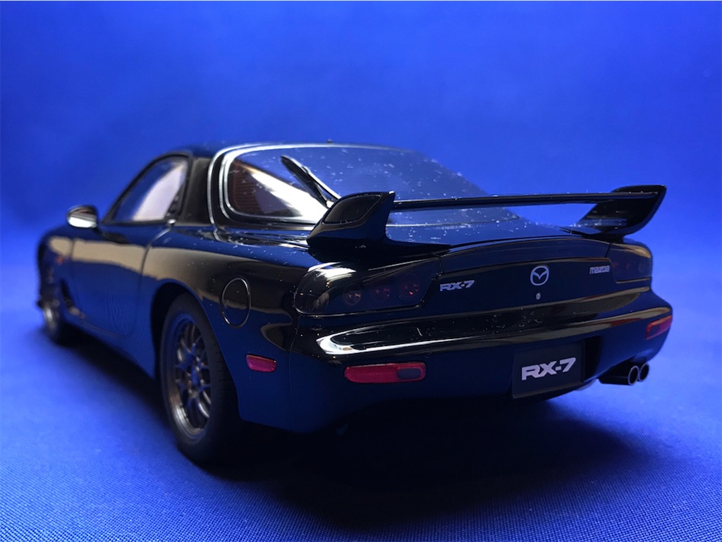 ミニカー) オートアートRX−7スピリットRのミニカーを見ちゃう