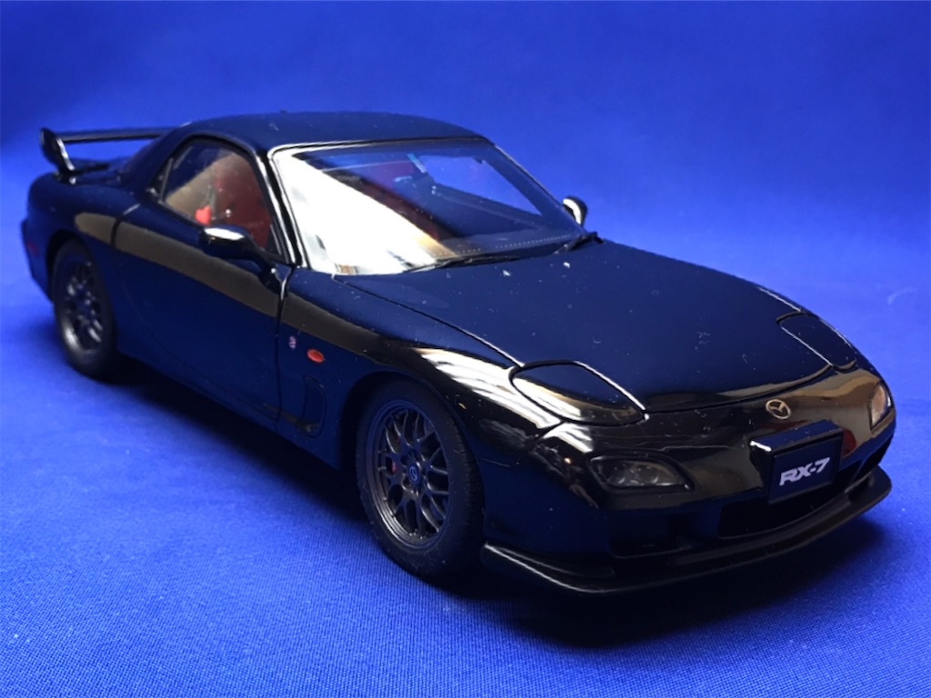 ミニカー) オートアートRX−7スピリットRのミニカーを見ちゃう