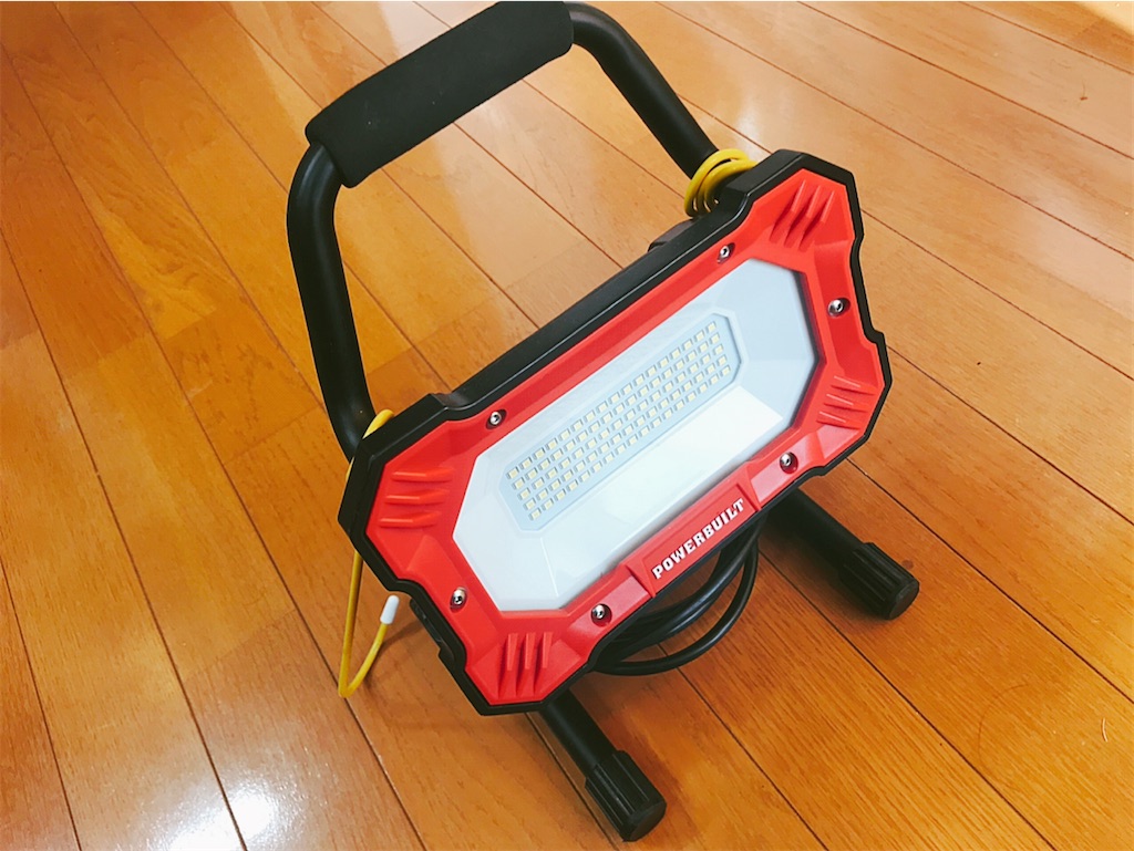 アイリスオーヤマ) LEDクランプライト7500ルーメン投光器買って
