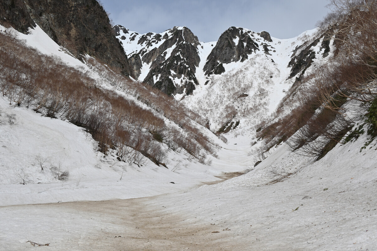 2026/4/18-4/19 GW前の残雪期の山歩き（上高地から槍ヶ岳、そして新