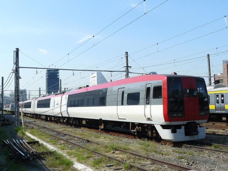 なんともすごくもったいない…-253系N'EX@中野電車区 - 東カノ工場