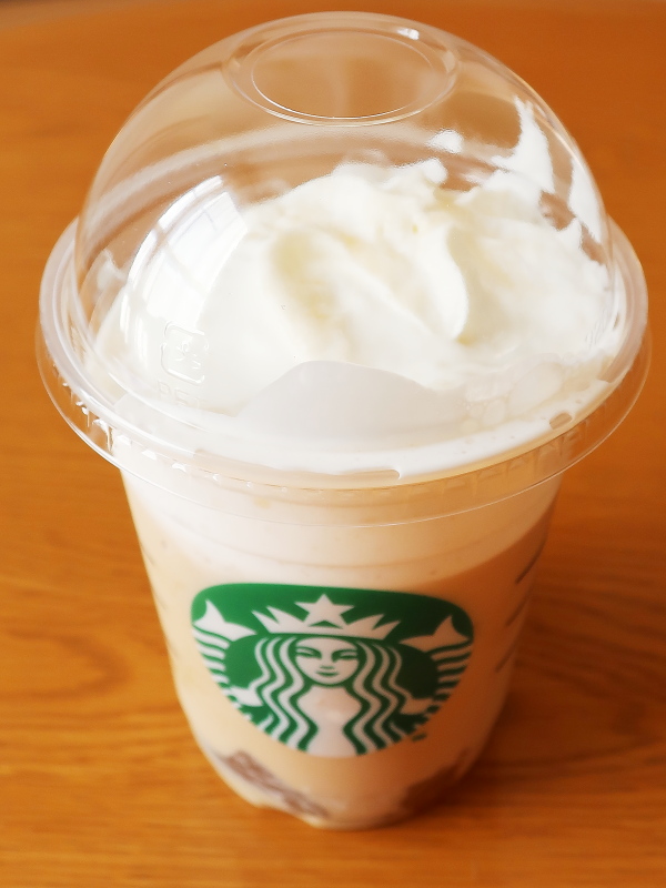 ほうじ茶クリームフラペチーノwithわらびもち f:id:sa_to_e:20200110191316j:plain