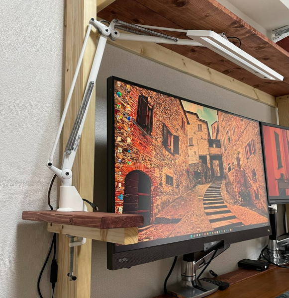 ディスクライトを設置する写真