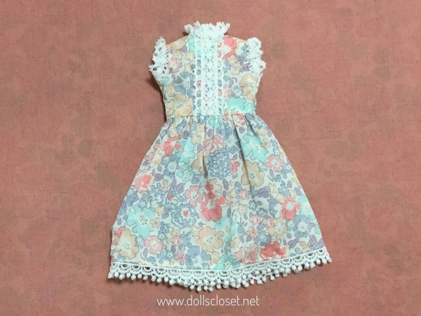 ブライス服 Hanon Arrangement 基本のダーツワンピースをつくりました さびねこ洋品店 ブライス服 Hanon Arrangement 基本のダーツワンピースをつくりました さびねこ洋品店