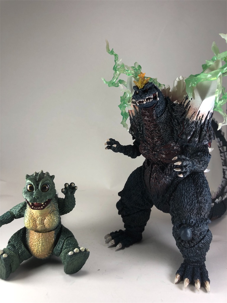 S H Monsterarts スペースゴジラ リトルゴジラ Special Color Ver をレビュー スペースゴジラ編 さぶろー屋 はてブロ店