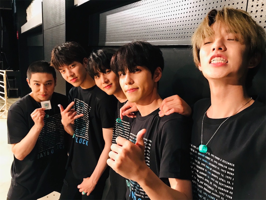 グループDAY6ドウンに対する悪意的なデマ関連所属事務所が刀を