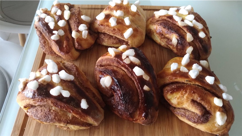 フィンランド風とアメリカ風 のシナモンロール どっちがお好き Sackycooklabo S Blog フィンランド風とアメリカ風 のシナモンロール どっちがお好き Sackycooklabo S Blog