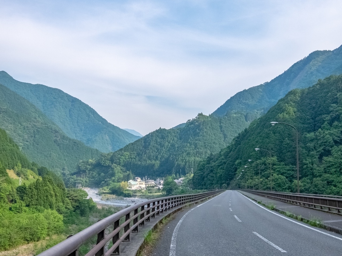 f:id:saetta0404:20190527233409j:plain f:id:saetta0404:20190527233409j:plain