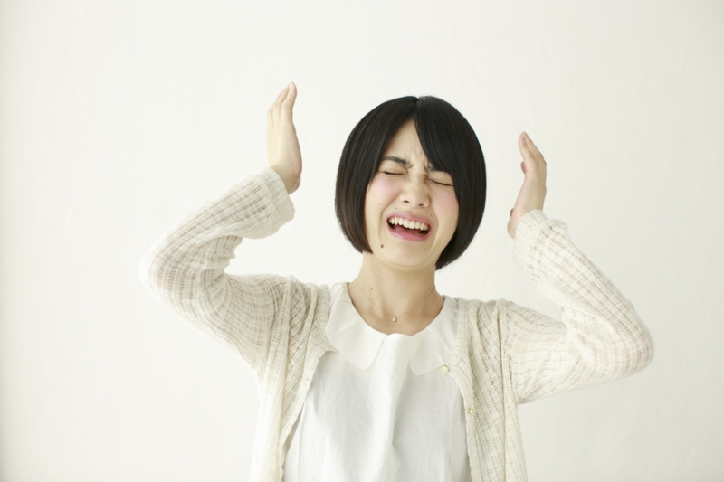 白髪染めやパーマで髪が緑色に 変色の原因ともとに戻す方法 マツモトキヨシ通販サイトでお得に買える40代女性に人気の白髪染め情報
