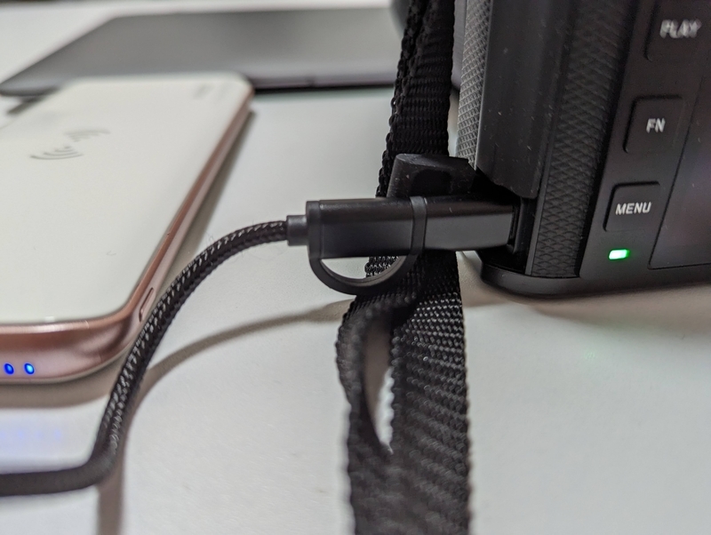 Leica SL2-S 予備バッテリー、マウントアダプタ付き LEICA SL2-S アダプター付き 良品】LEICA SL2-S ライカ 予備バッテリー