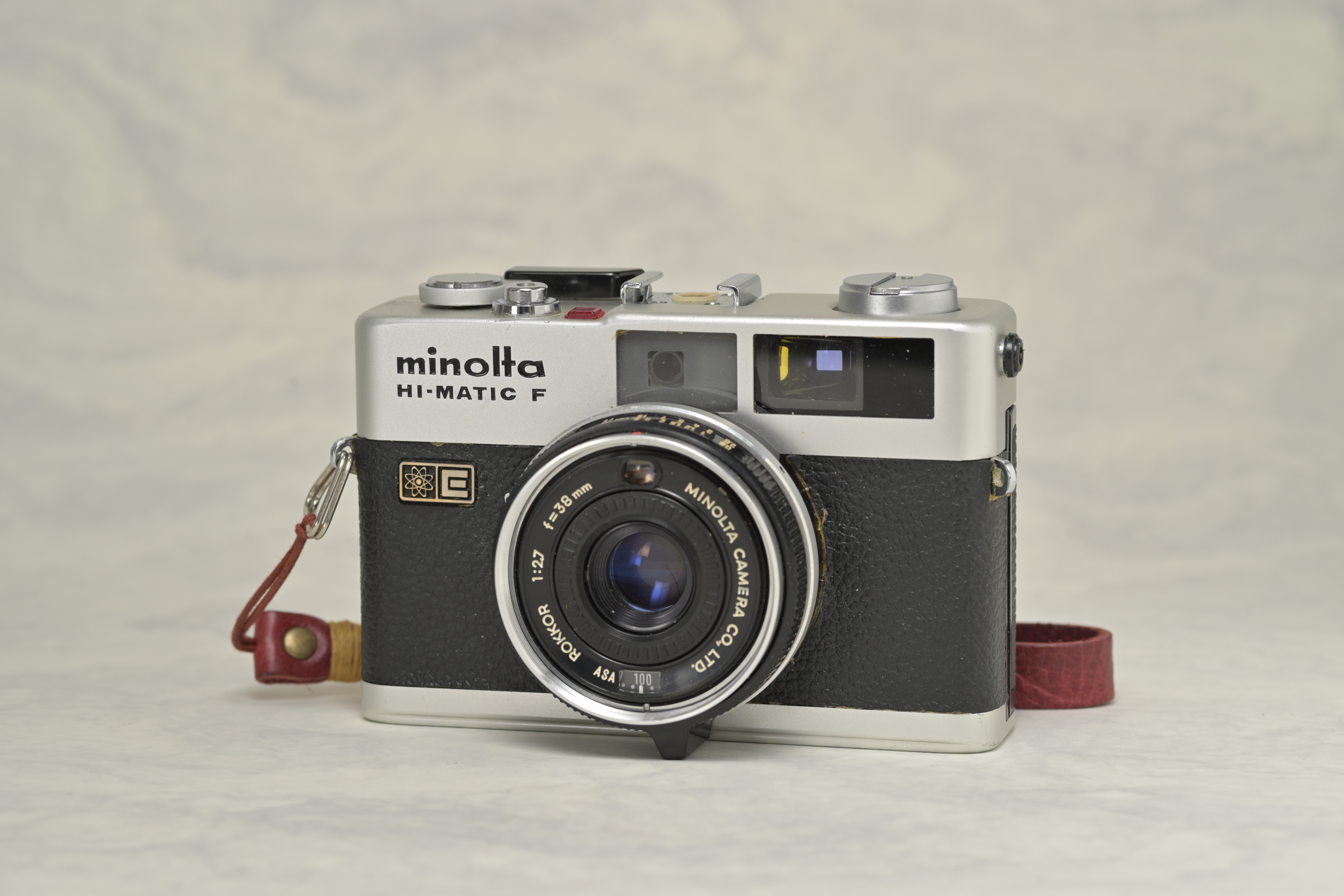 MINOLTA  HI-MATIC F　小型レンジファインダーカメラ Minolta Hi-Matic F: The Camera That Was Born on the · Lomography