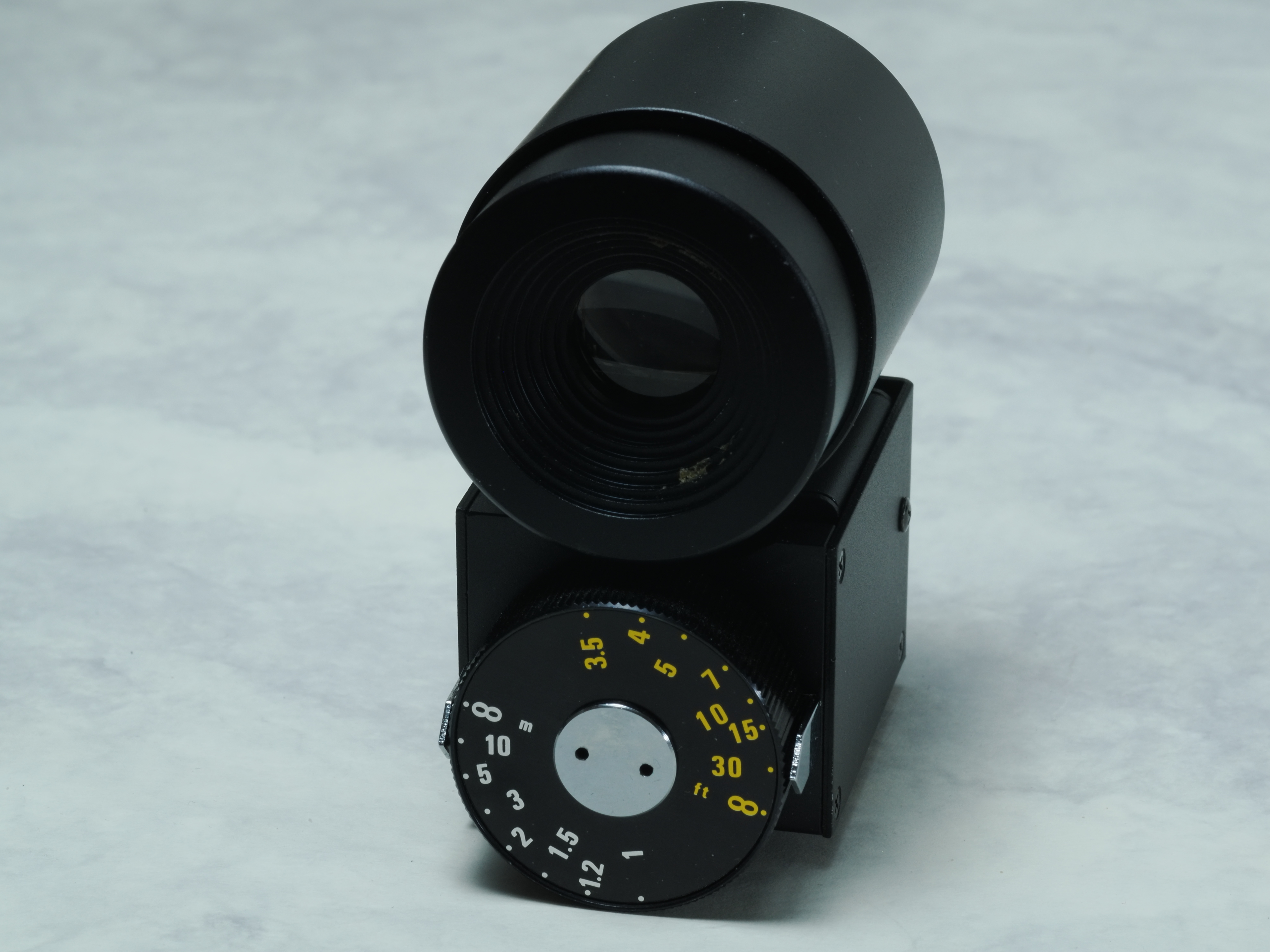 持ち出せる限界に挑め。デカ重プレスカメラのロマン。 MAMIYA PRESS