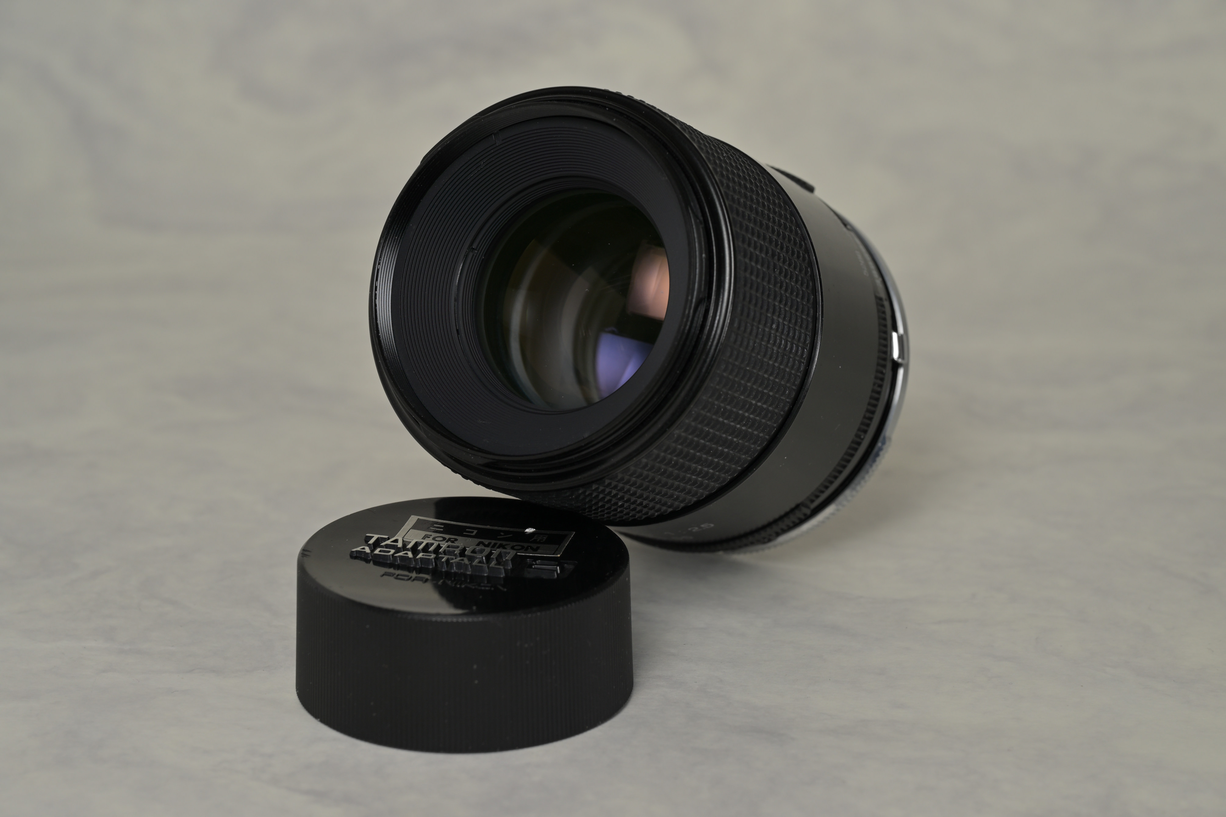 身軽な2代目タムキューを楽しむ Tamron SP 90mm F2.5（52BB）について