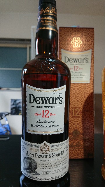 おすすめ】デュワーズ12年をレビュー！ホワイトラベルより断然うまい