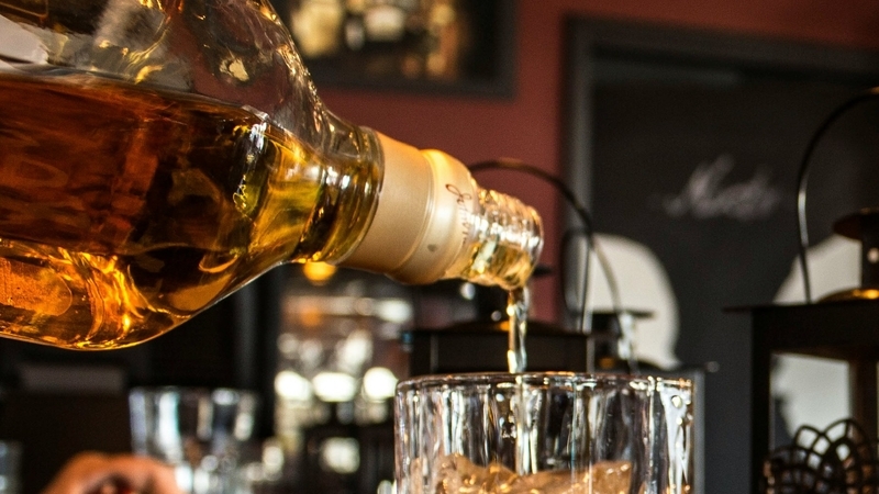 希少　廃盤品　バルヴェニー 21年　balvenie プレミアムウイスキー バルヴェニー21年・14年の評価｜12年・17年との違いと買うべき人を解説