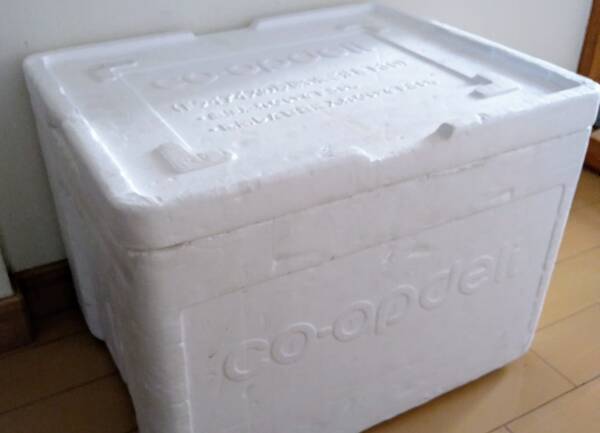 コープの保冷お届け箱