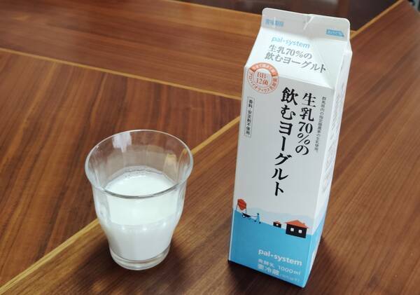 パルシステムの、生乳70％の飲むヨーグルト